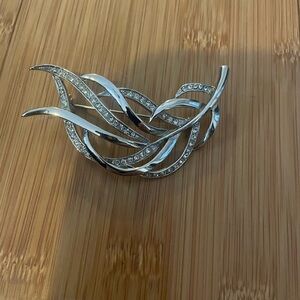 Silver leaf brooch